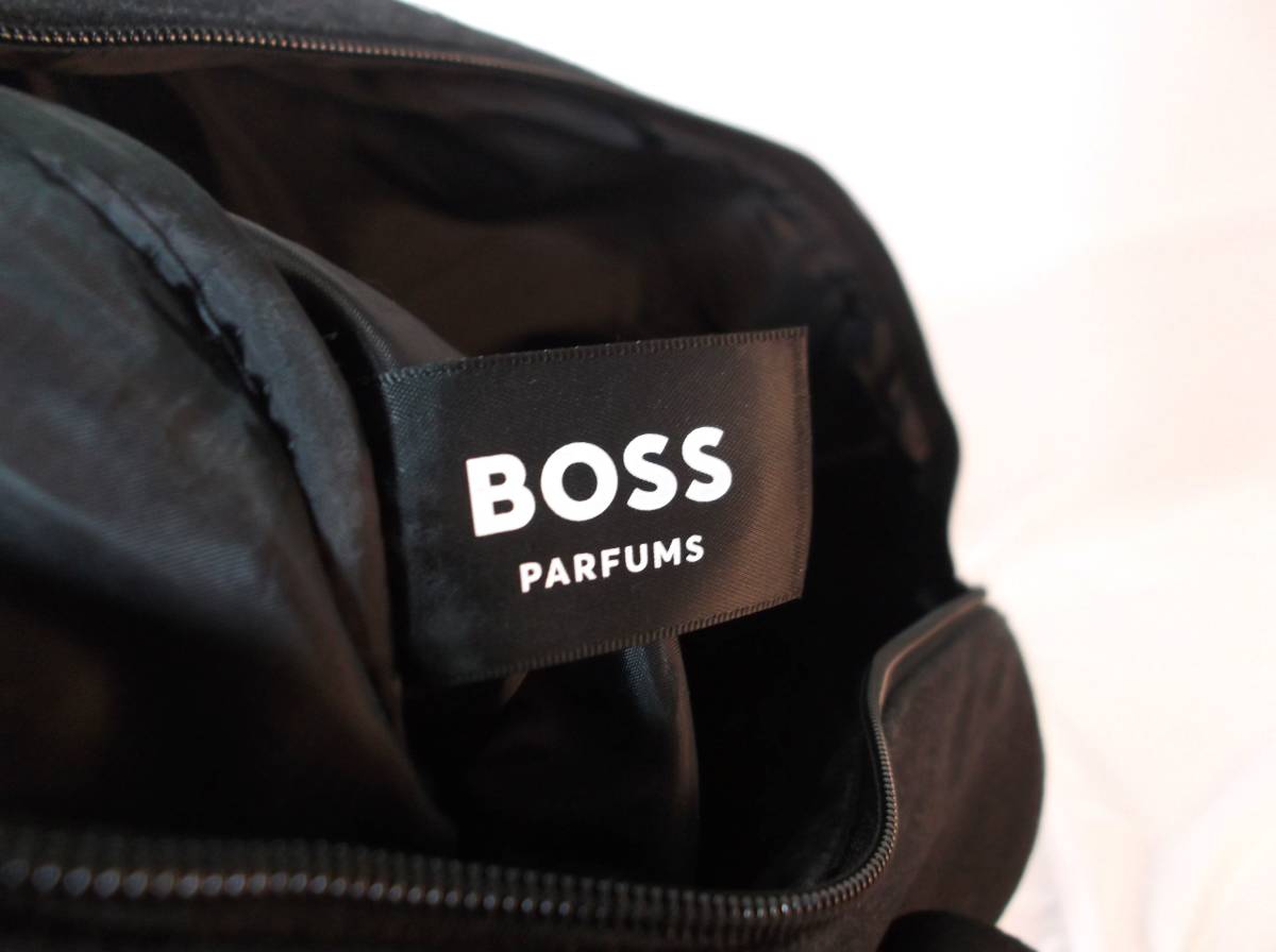 Hugo Boss Weekend Travel Bag - Image 3